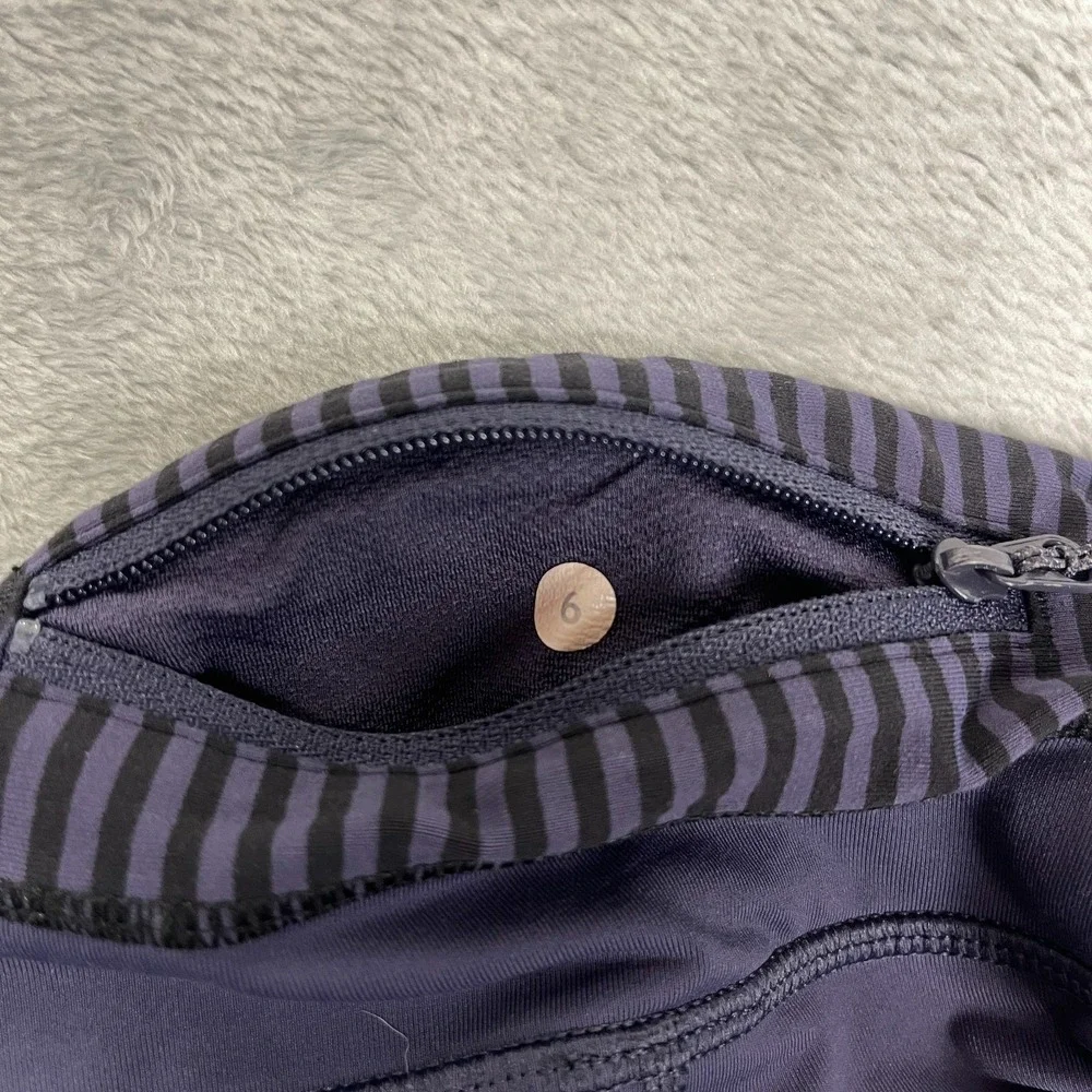 Lululemon Leggings Womens 6 (26/22) Purple Stripe‎ Waistband Run Inspire Crop II